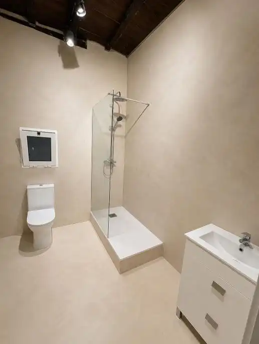 Badezimmer von Geschaftsraum zur Miete in Madrid