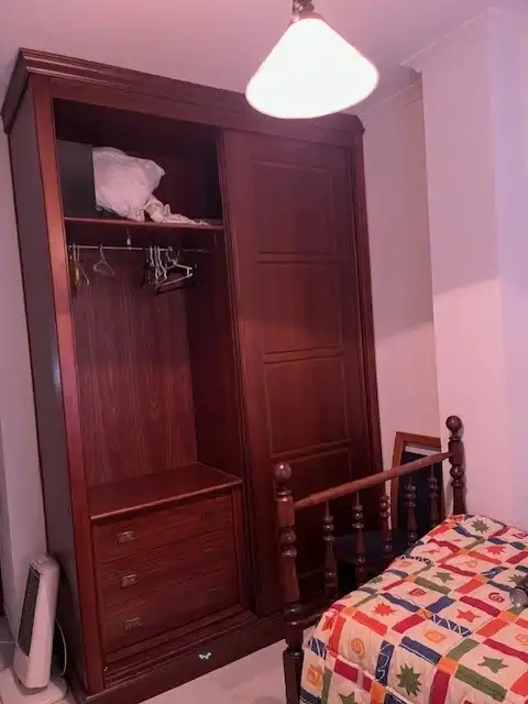 Dormitori de Pis de lloguer en Villafranca de Córdoba amb Aire condicionat, Moblat i Forn