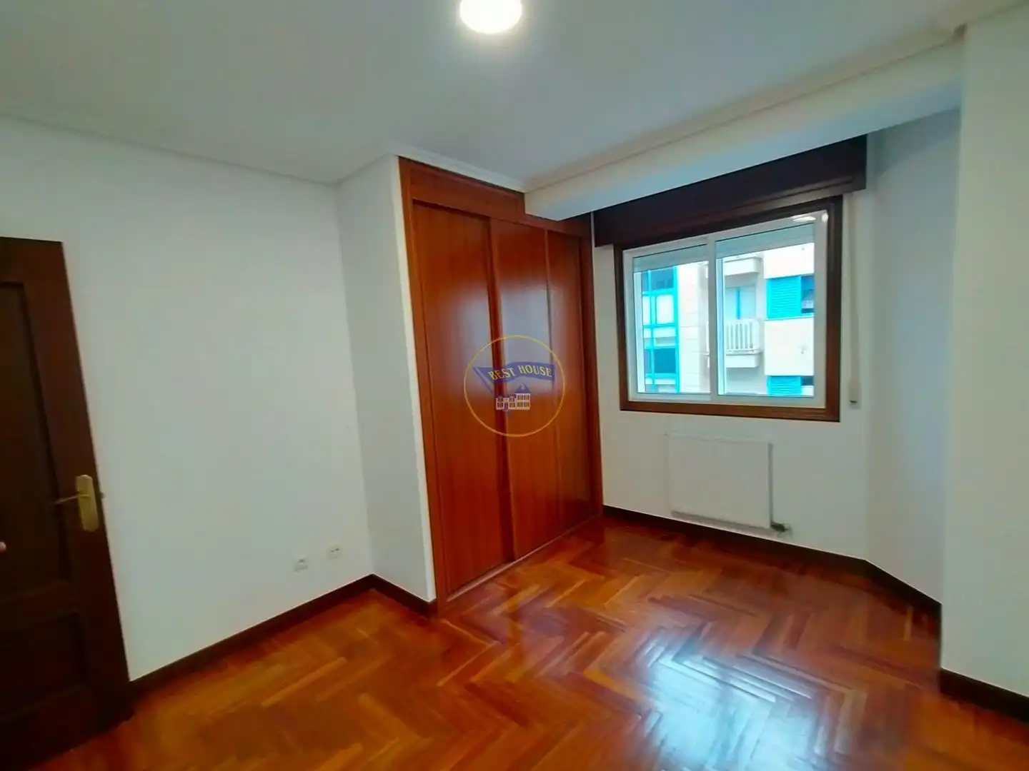 Bedroom of Flat for rent in Vigo   with Heating, Parquet flooring and Furnished