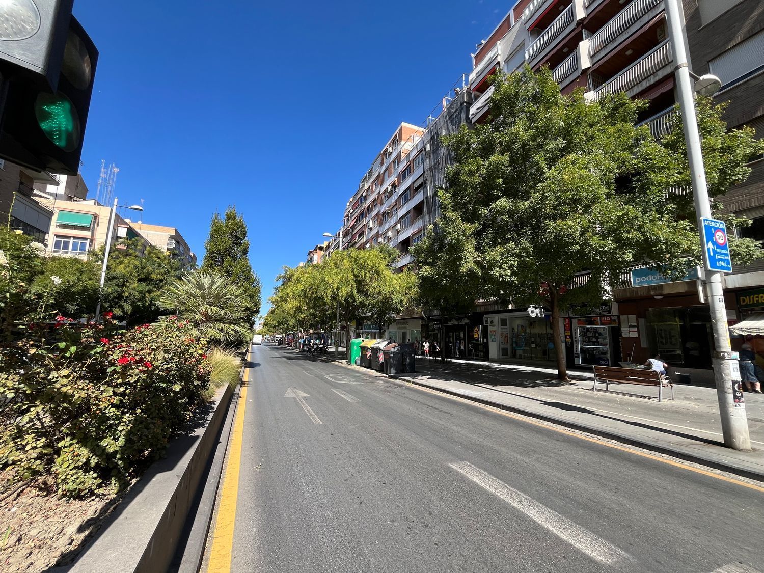 Exterior view of Flat for sale in  Granada Capital