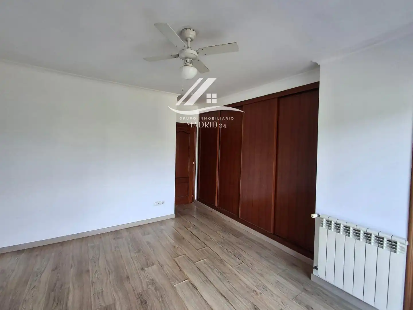 Flat with lift for sale in Calle del Aguila, imagen 2