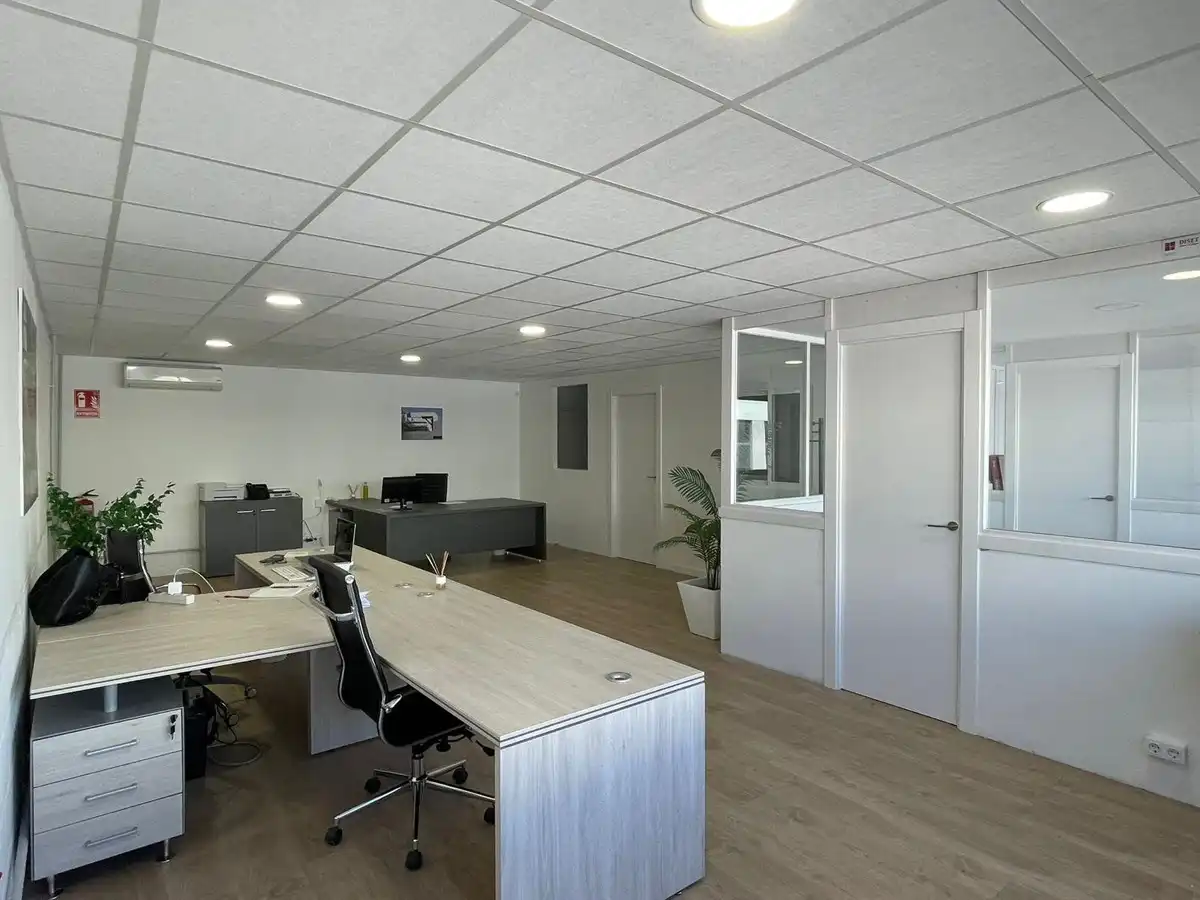 Industrial building for sale in Sant Vicenç Dels Horts, imagen 10