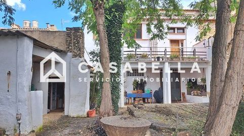 CASABELLA INMOBILIARIA vende casa de pueblo en Pinet Valencia ideal para negocio rural o para vivir.