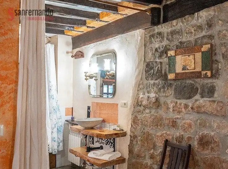 Bany de Casa o xalet en venda en Mazcuerras amb Calefacció, Jardí privat i Terrassa
