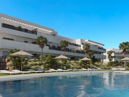 Swimming pool of Flat for sale in Estepona