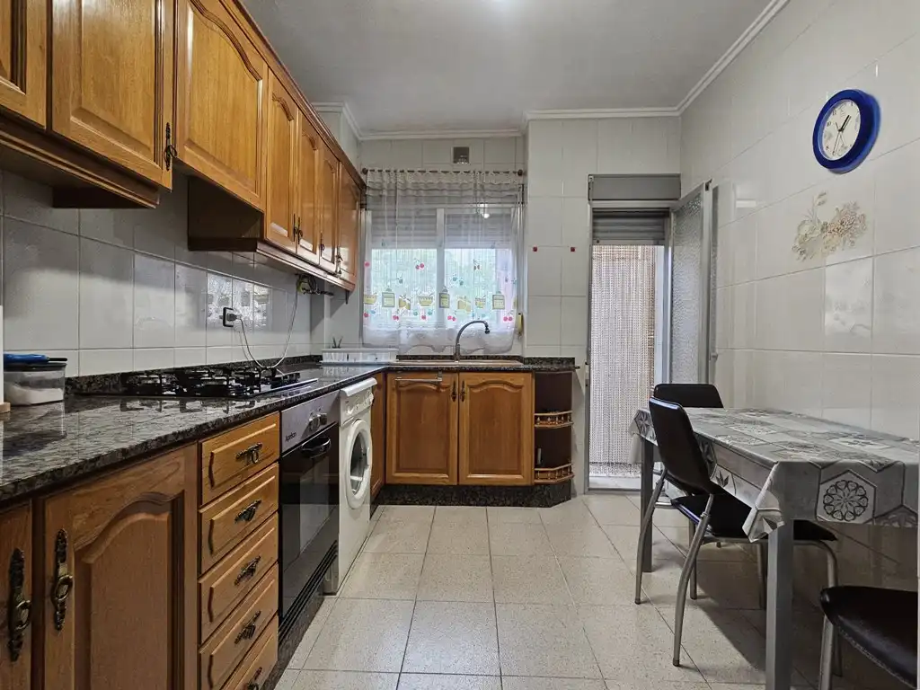 Cocina de Piso en venta en L'Eliana con Balcón y Internet