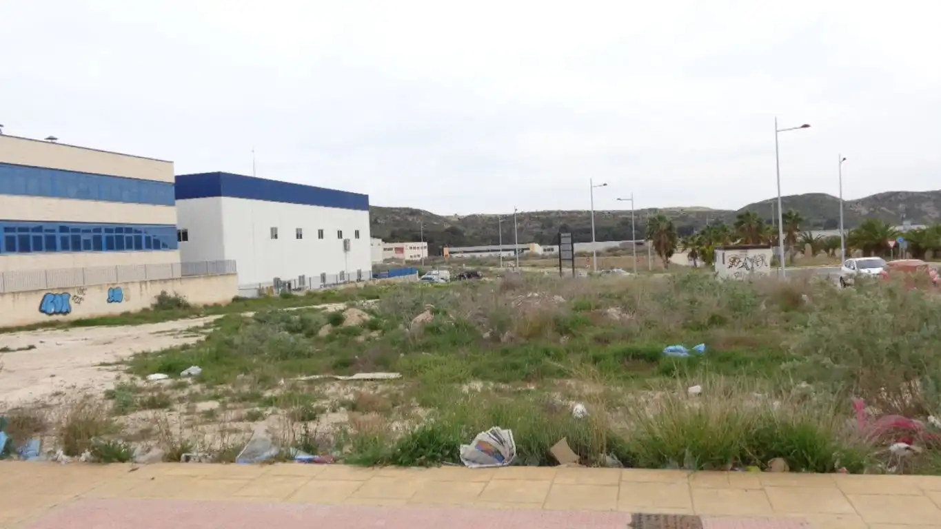 Terreno industrial en venta en Campo Alto - Club de Campo