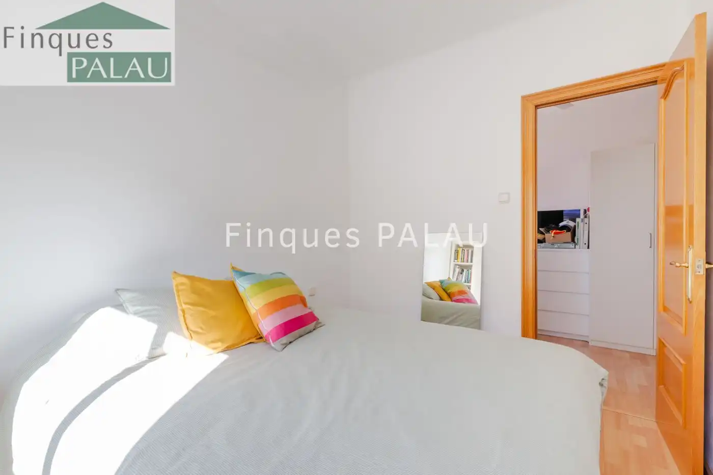 Habitación de Piso en venta en Sant Just Desvern con Aire acondicionado, Calefacción y Terraza