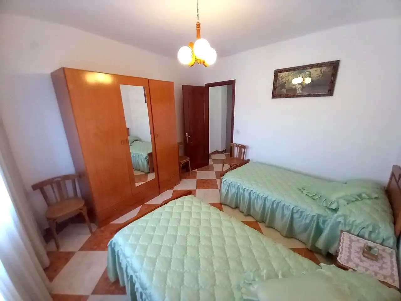 Habitación de Casa o chalet en venta en Codo con Jardín privado, Trastero y Balcón