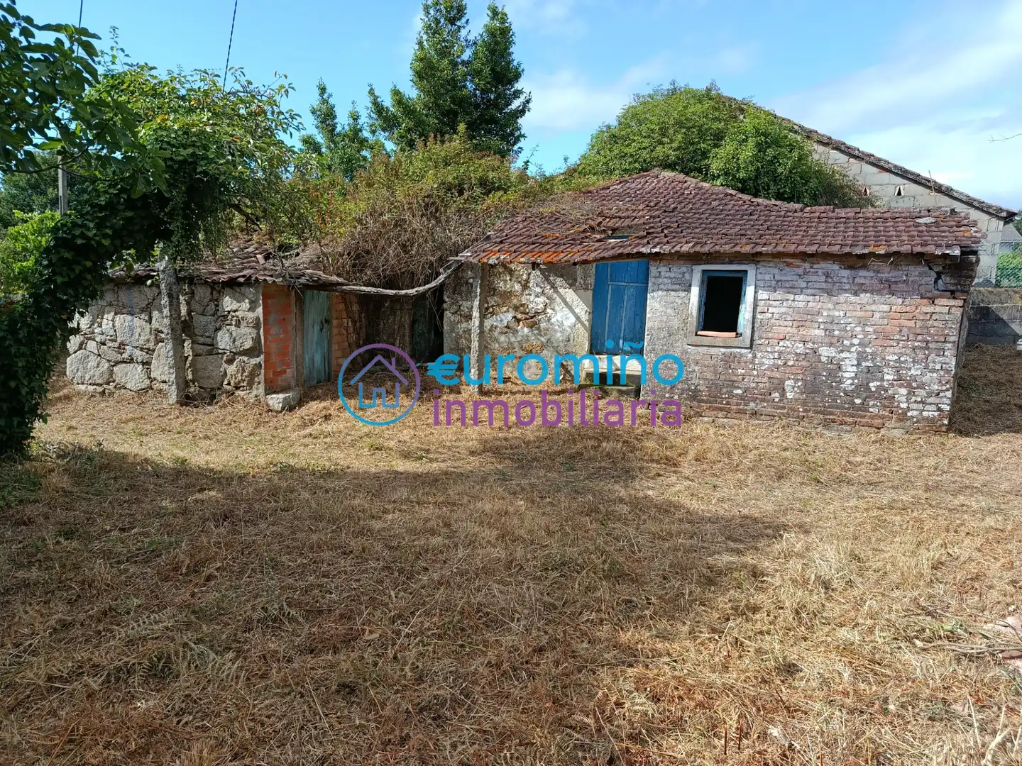 Casa o chalet en venta en Salvaterra de Miño con Jardín privado, Trastero y Amueblado