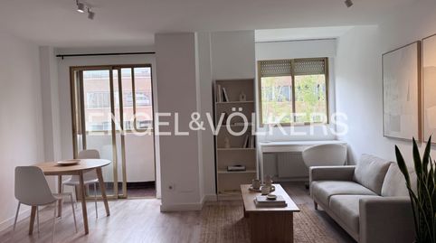 Foto 3 de Piso de alquiler en Victor Andrés Belaunde, Hispanoamérica - Bernabéu, Madrid Capital