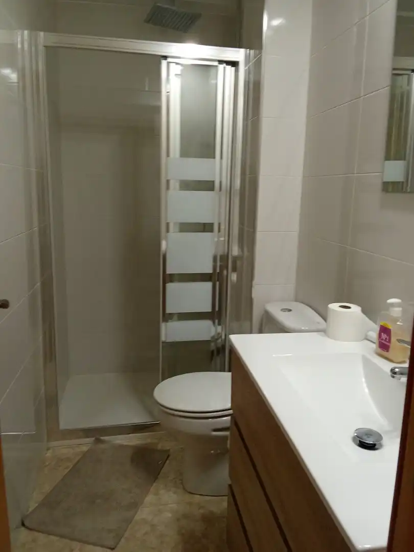 Baño de Piso en venta en Zaragoza con Calefacción, Terraza y Amueblado
