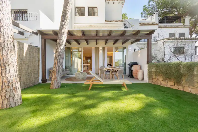 Terrasse von Wohnungen zur Miete in Marbella mit Klimaanlage, Möbliert und Fernseher