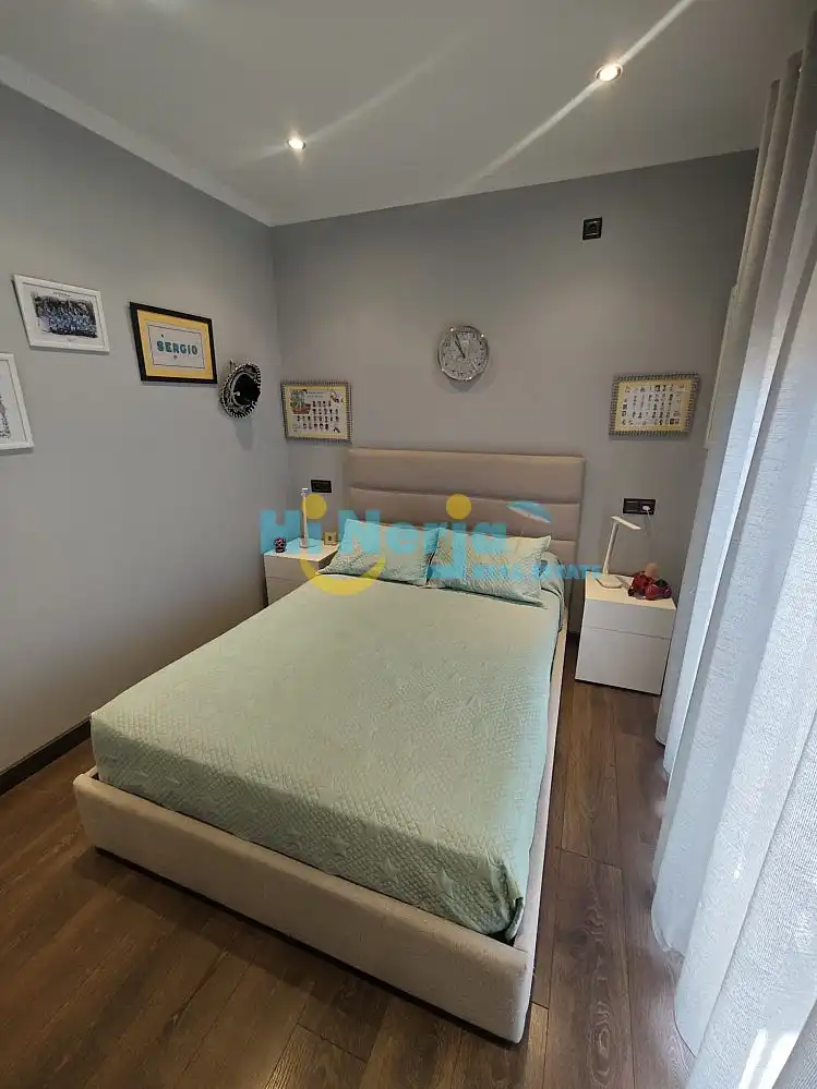 Habitación de Casa o chalet en venta en Torrox con Aire acondicionado, Calefacción y Terraza