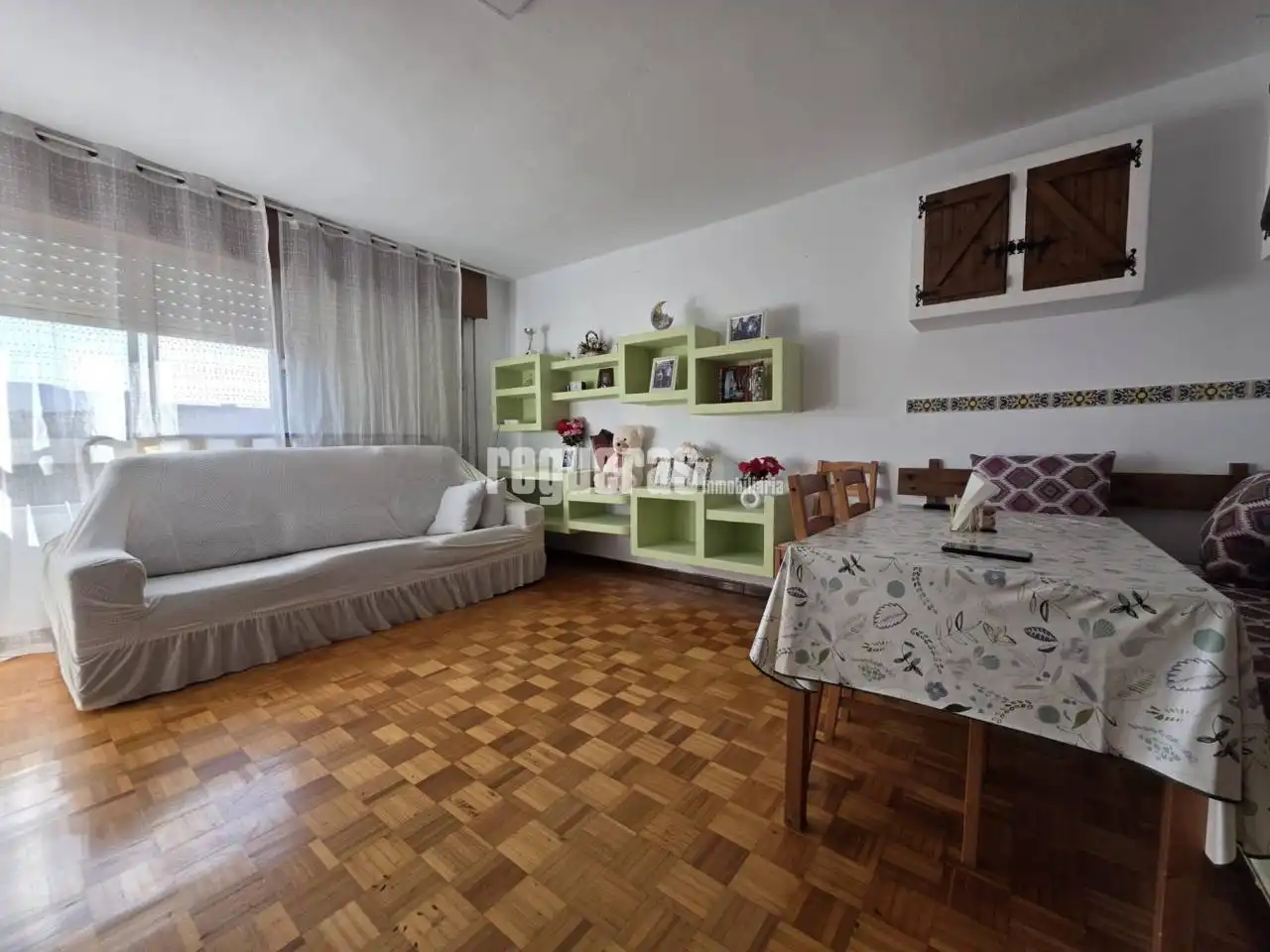 Piso en venta en Calle Juan Ochoa, Centro