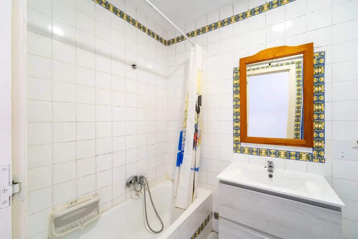 Baño de Ático en venta en Estepona con Aire acondicionado, Calefacción y Terraza