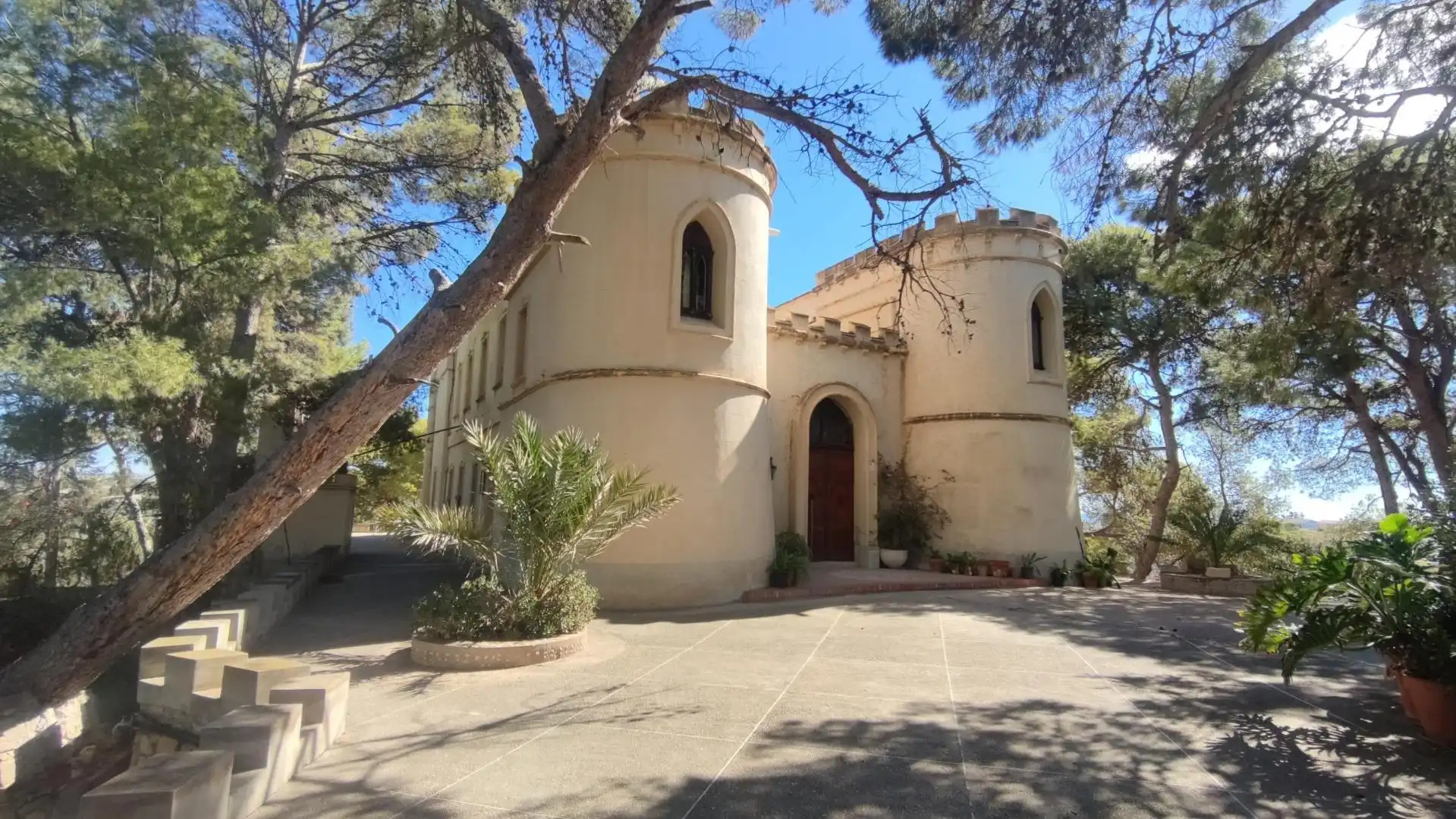 Vista exterior de Finca rústica en venda en Villajoyosa / La Vila Joiosa amb Terrassa i Balcó
