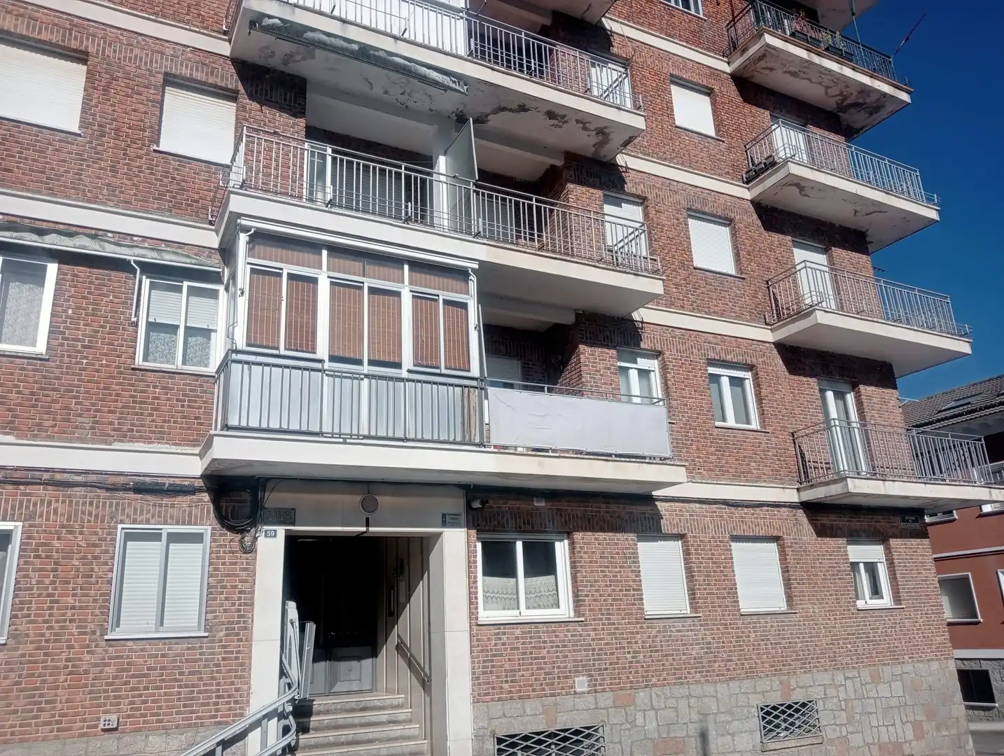 Vista exterior de Pis en venda en Las Navas del Marqués 