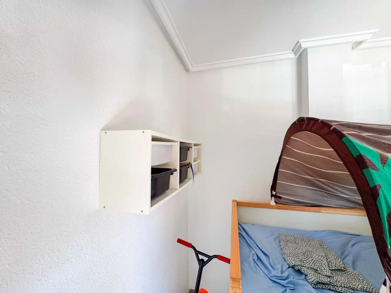 Habitación de Apartamento en venta en Torrevieja con Aire acondicionado, Calefacción y Terraza