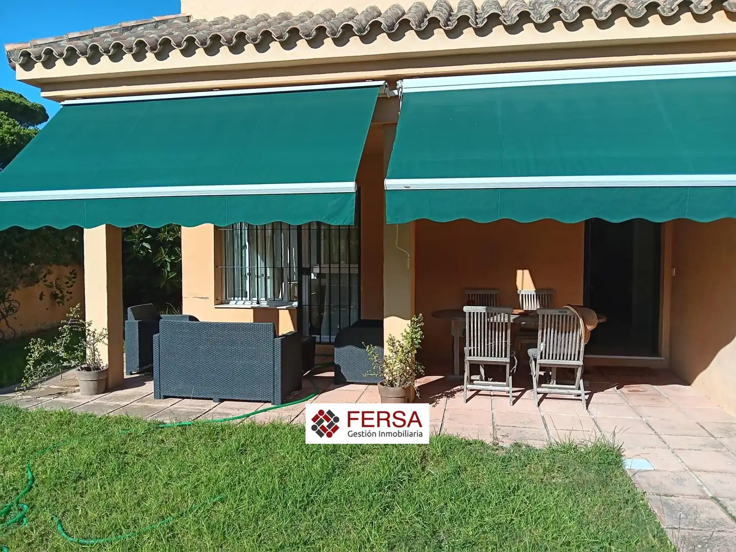 Doppelhaushälfte mit Pool zur Miete in Vistahermosa - Fuentebravía, imagen 2