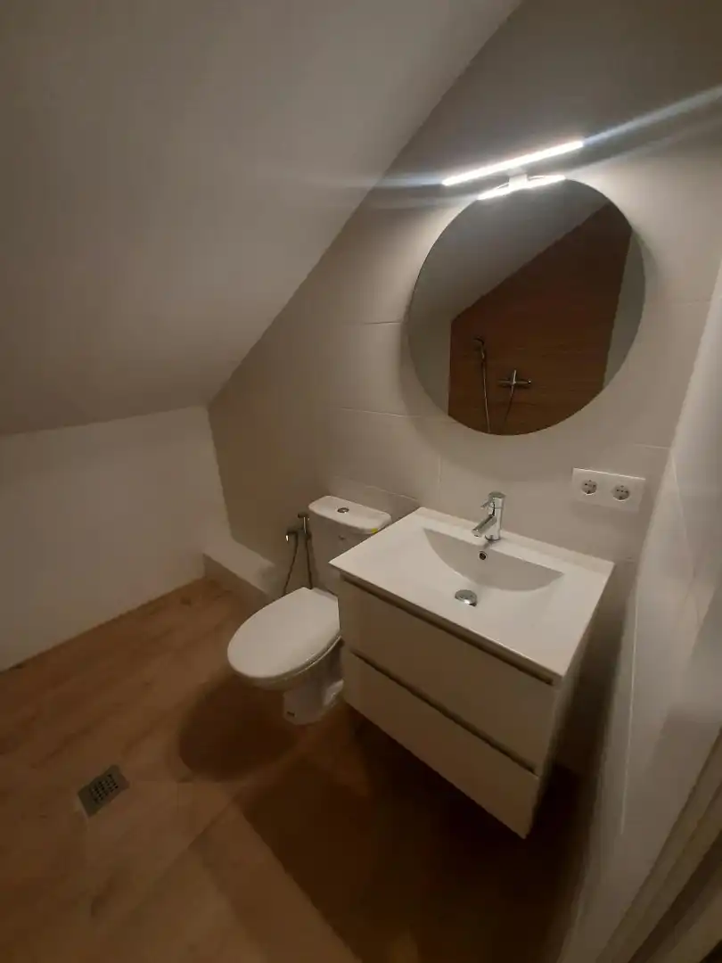 Baño de Apartamento de alquiler en Úbeda con Aire acondicionado y Amueblado