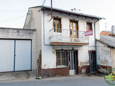 Xalet en venda a Fabero