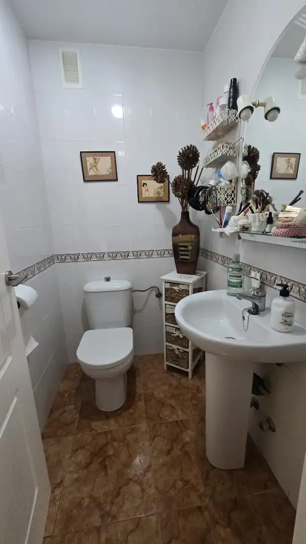 Bathroom of Detached homes for sale in Úbeda  with Air Conditioner, Heating and Private garden