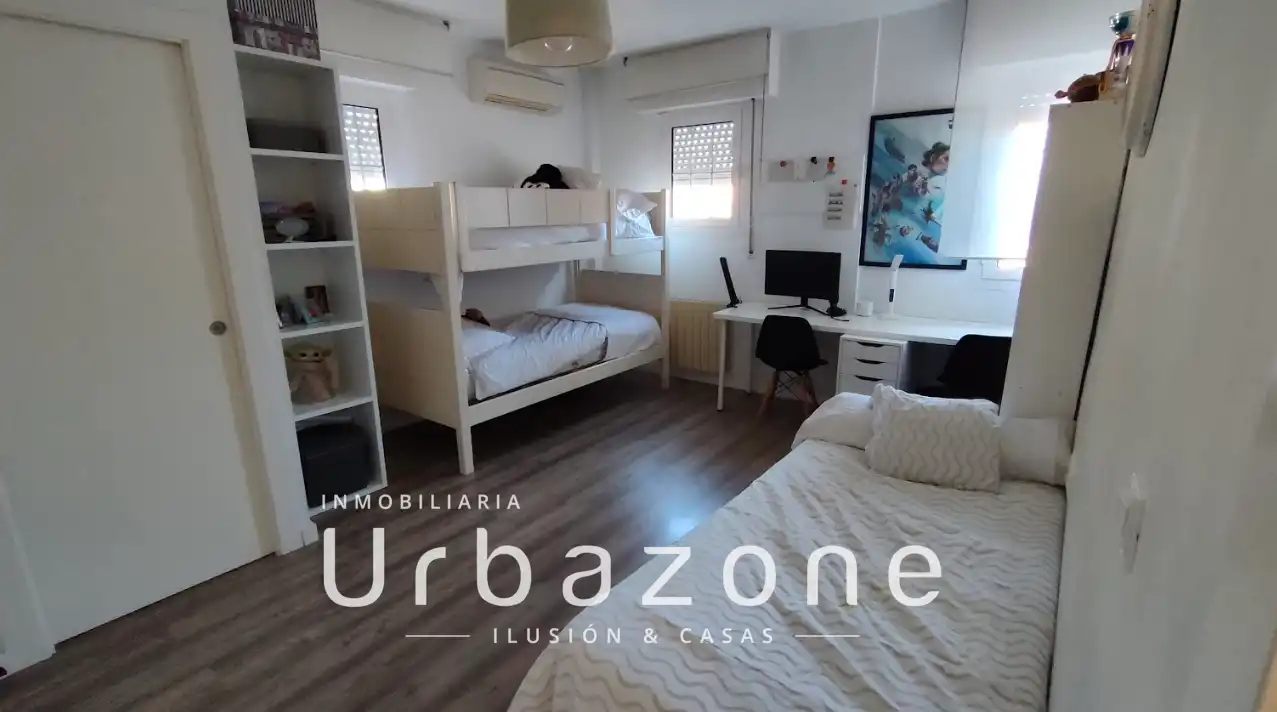 Habitación de Casa o chalet en venta en Mutxamel con Aire acondicionado, Calefacción y Jardín privado