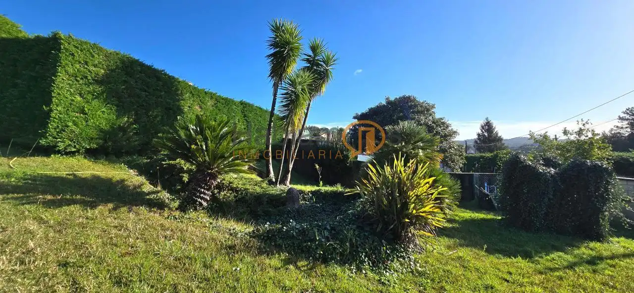 Jardí de Casa o xalet en venda en Vilagarcía de Arousa amb Calefacció, Jardí privat i Terrassa