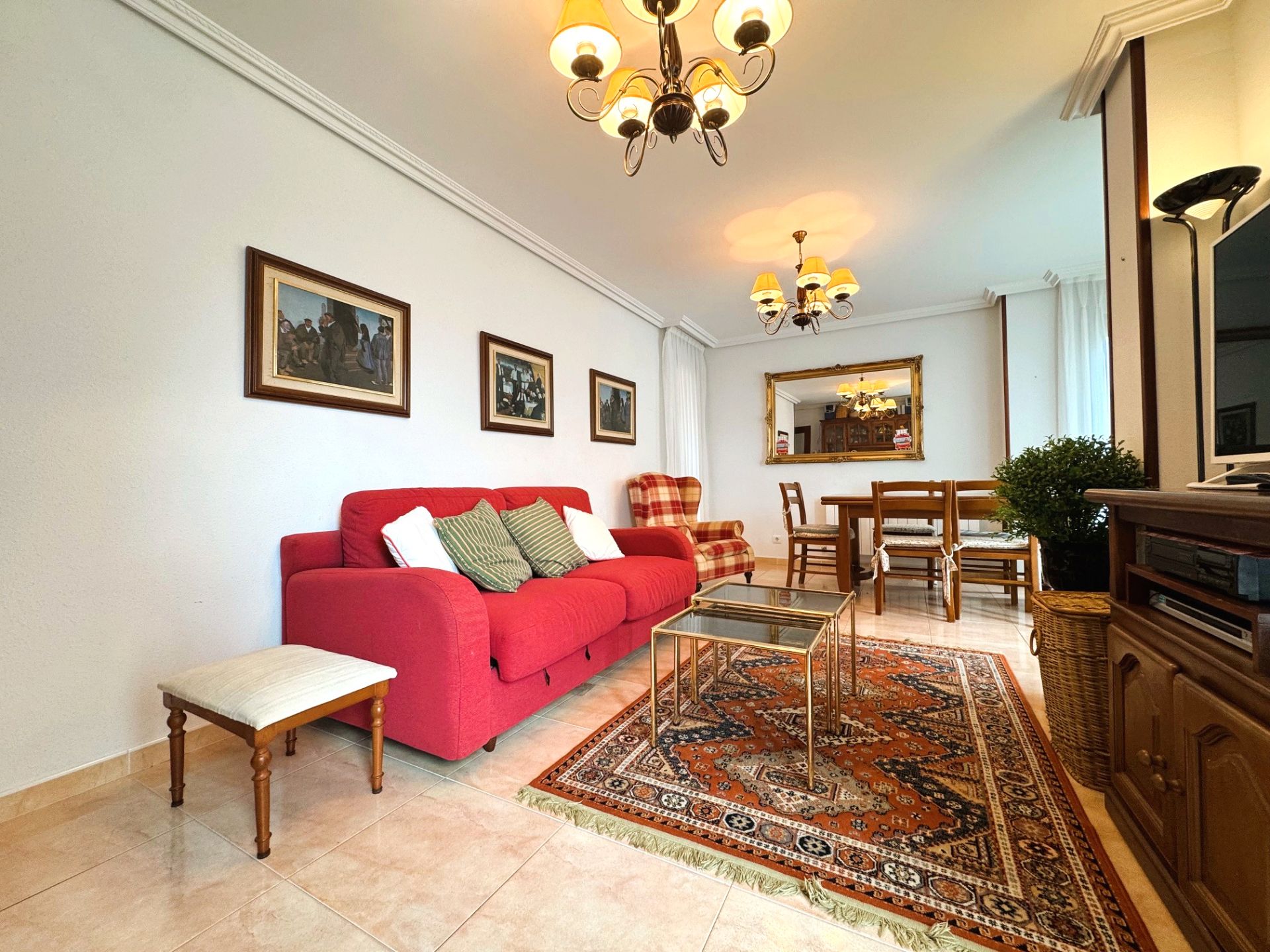 Sala d'estar de Pis en venda en Noja amb Calefacció, Parquet i Terrassa