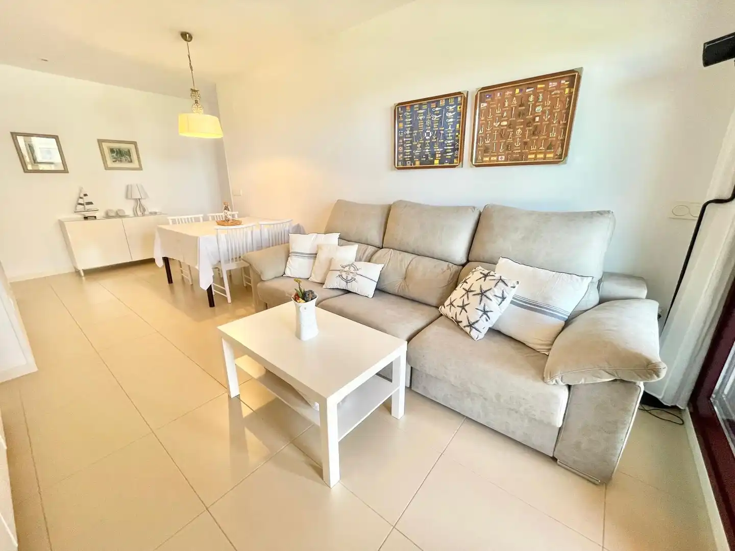 Sala de estar de Apartamento de alquiler en Pilar de la Horadada con Piscina, Amueblado y Lavadora