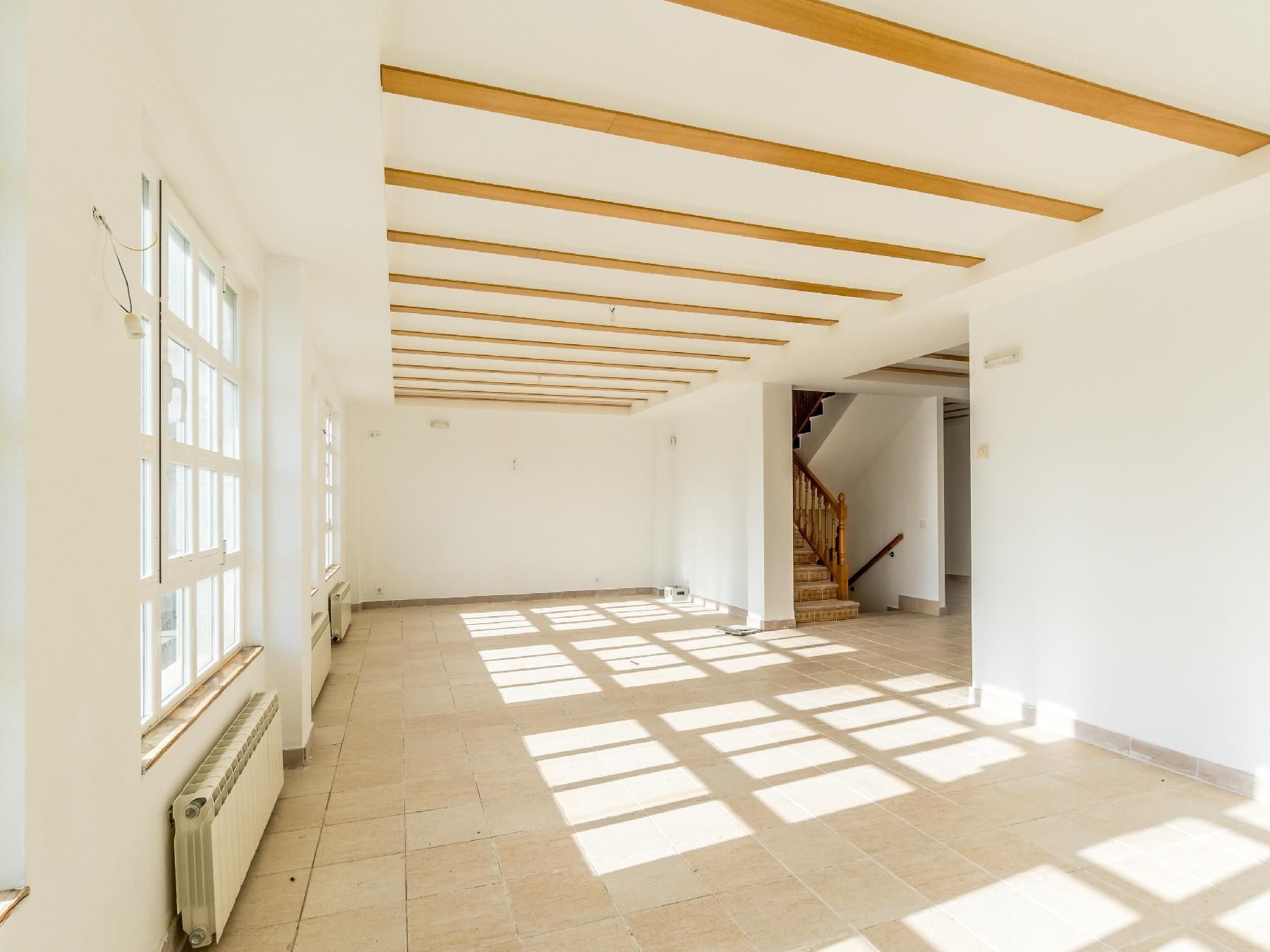 Edificio en venta en Alfoz de Quintanadueñas