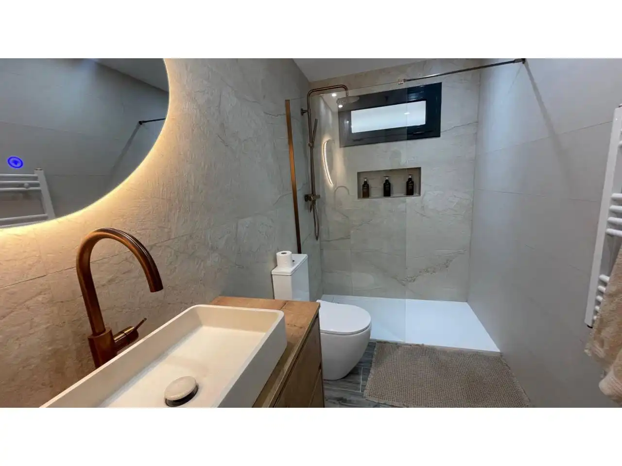 Bany de Casa o xalet en venda en Santa Maria de Palautordera amb Aire condicionat, Calefacció i Jardí privat
