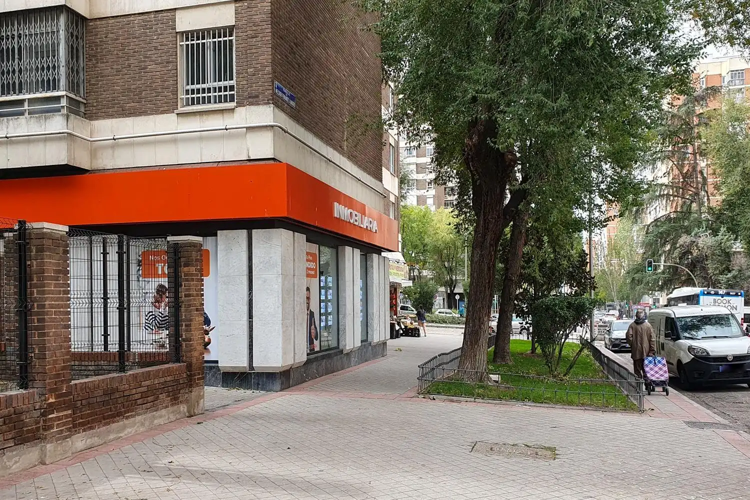 Geschaftsraum zur Miete in Calle Ginzo de Limia, La Paz