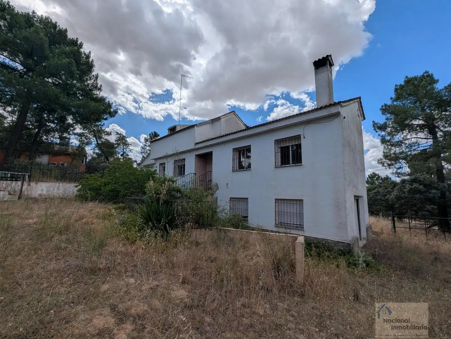 Vista exterior de Casa o xalet en venda en Marugán amb Calefacció, Traster i Alarma