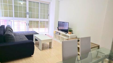 Foto 3 de Piso de alquiler en Carolinas Altas, Alicante / Alacant