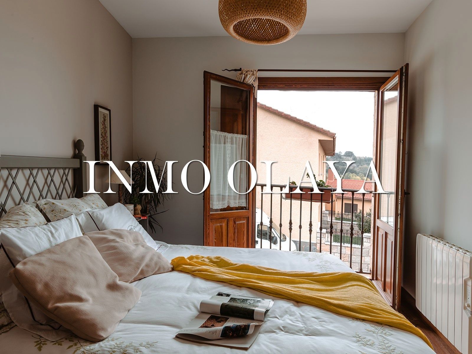 Dormitori de Apartament en venda en Gargantilla del Lozoya amb Moblat