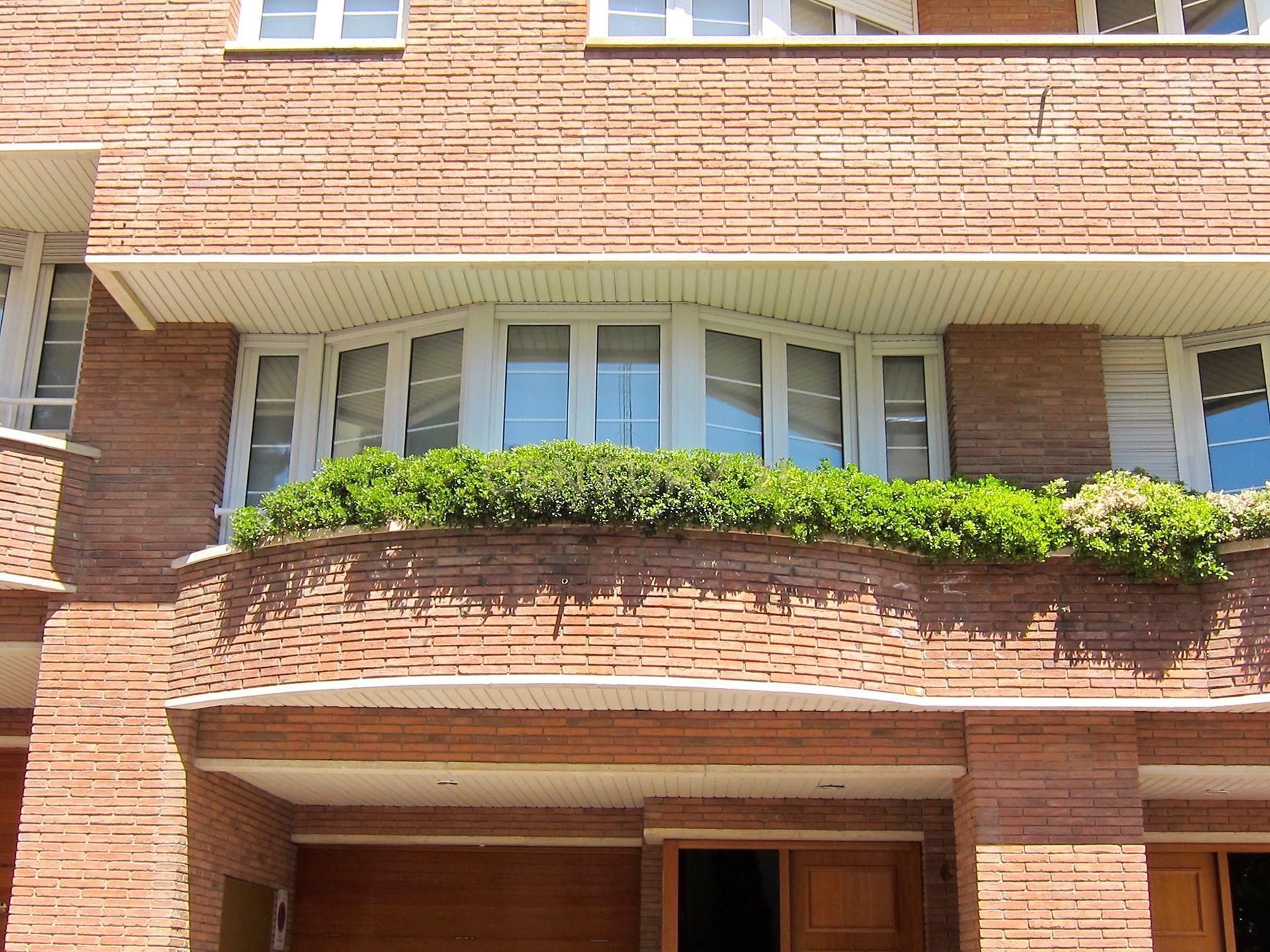 Exterior view of House or chalet for sale in Manresa  with Air Conditioner, Heating and Terrace