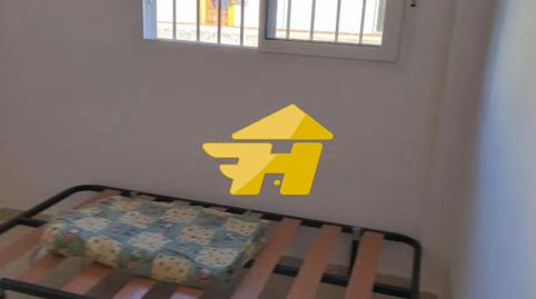 Foto 4 de Piso de alquiler en Calle Muñoz Capilla, Sta. Marina - San Andrés - San Pablo - San Lorenzo, Córdoba