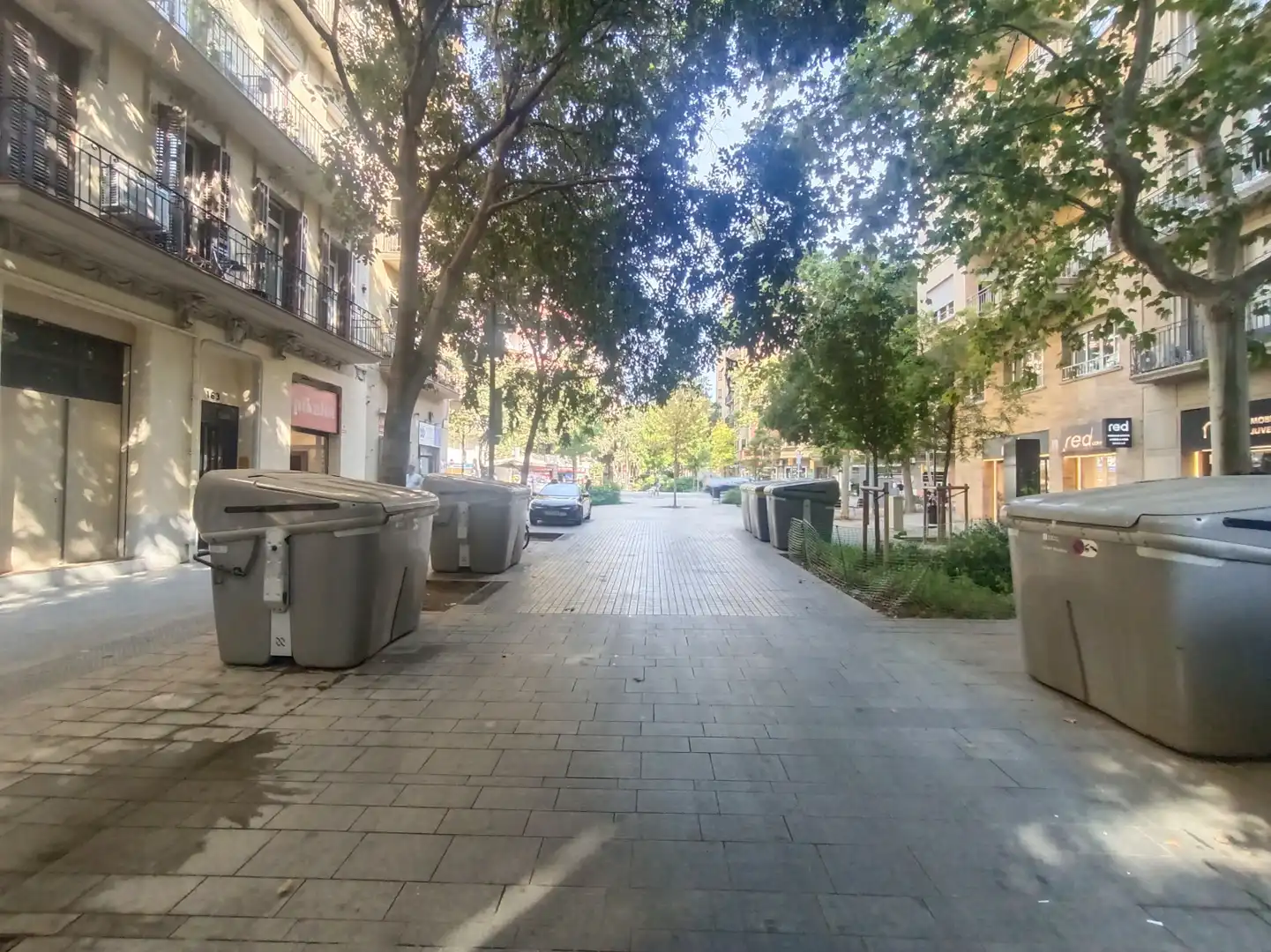 Vista exterior de Local de lloguer en Barcelona