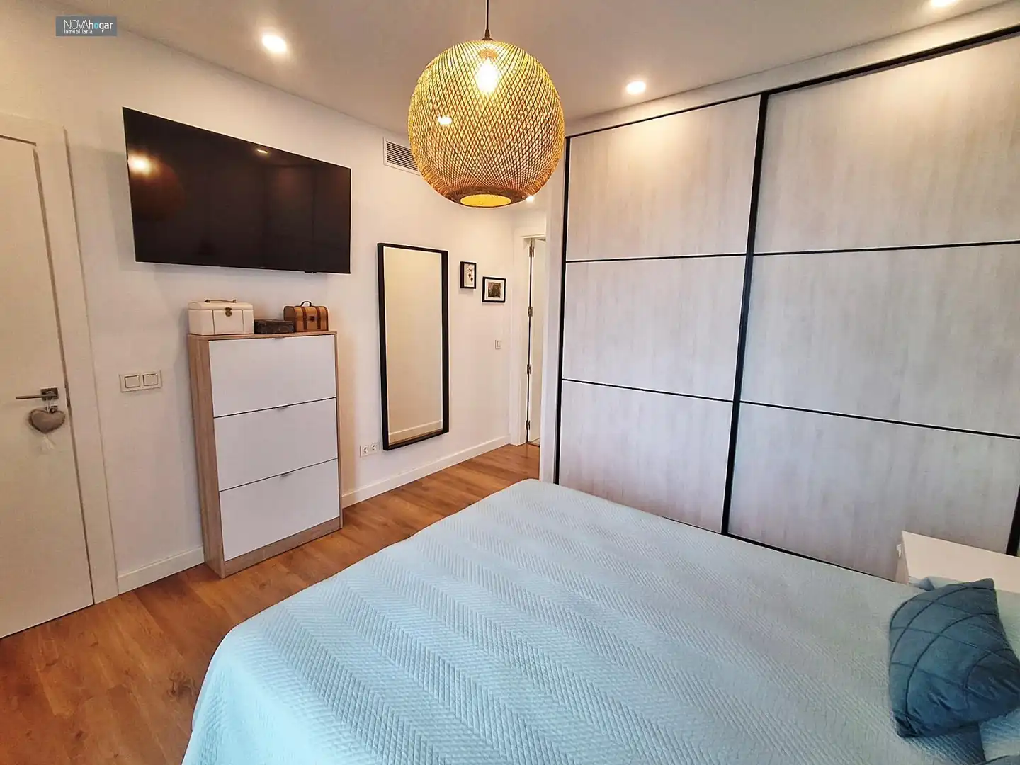 Bedroom of Houses for sale in Málaga  with Air Conditioner, Heating and Terrace