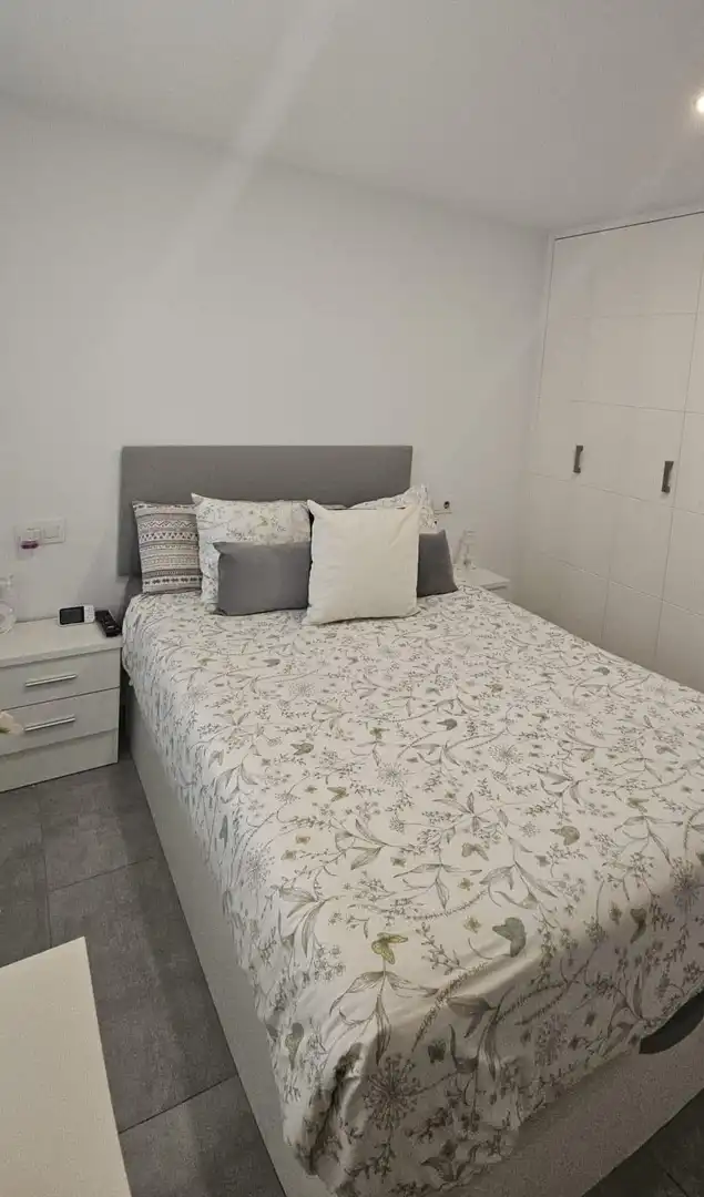 Bedroom of Flat for sale in Cádiz