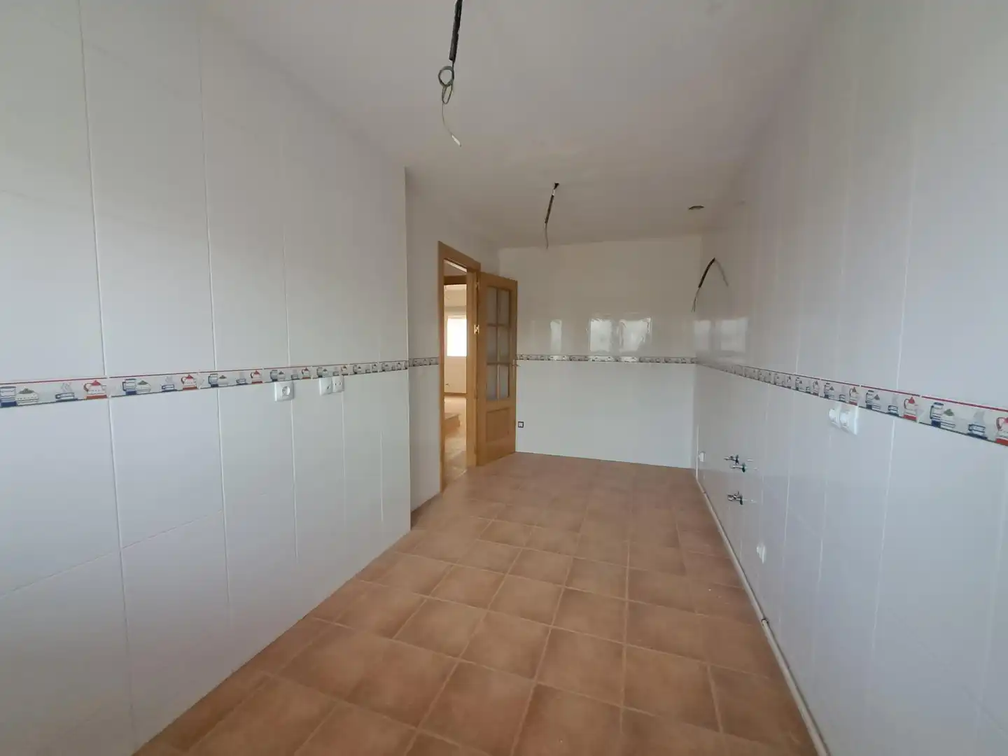 Casa adosada en venda en Casas de Juan Núñez amb Terrassa i Balcó
