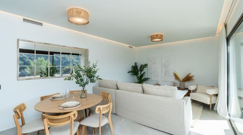 Foto 4 de Apartamento en venta en Pasaje José María de Pereda, Istán, Málaga