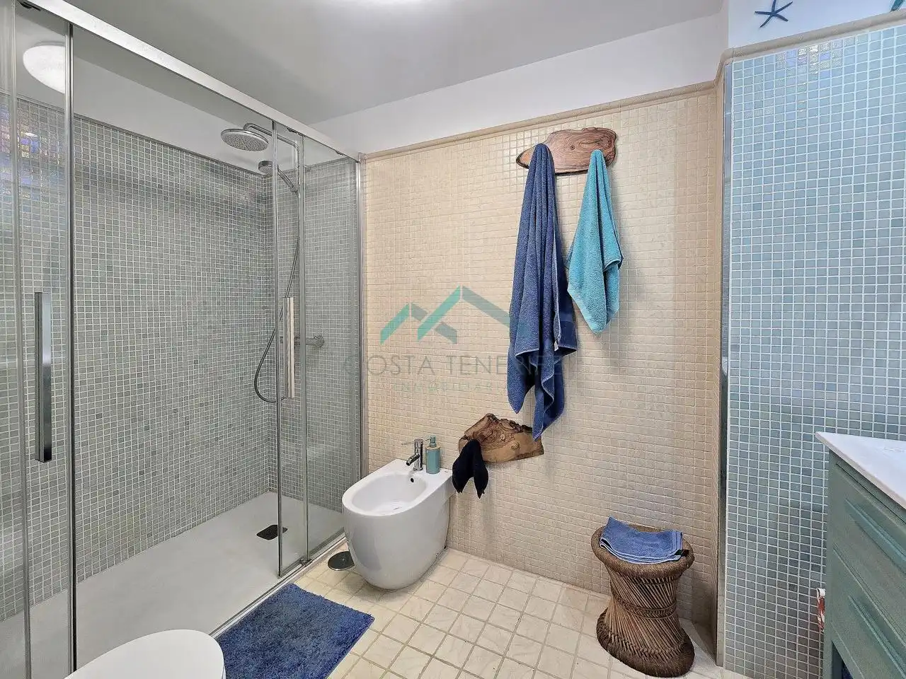 Bany de Pis en venda en Santiago del Teide amb Terrassa, Piscina i Moblat