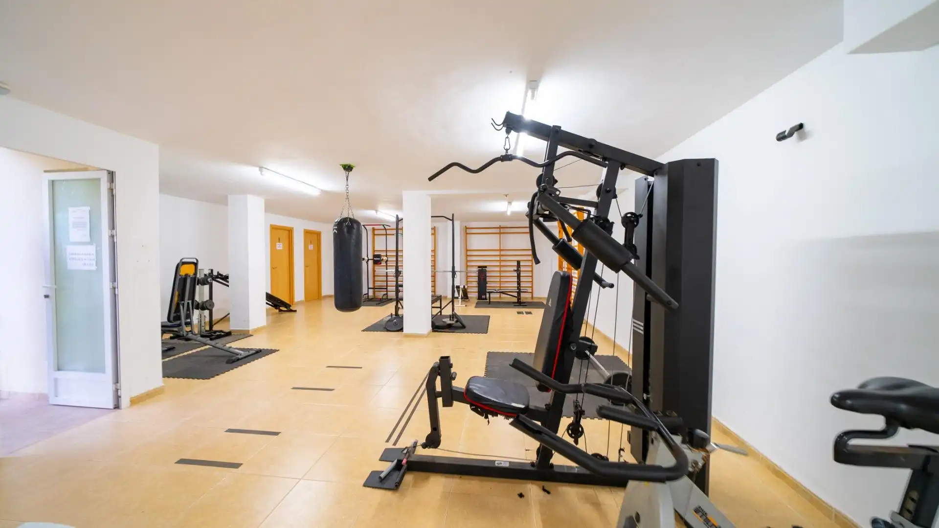 Apartments for rent in Carrer d'Oriola, Pueblo Acantilado - Lanuza