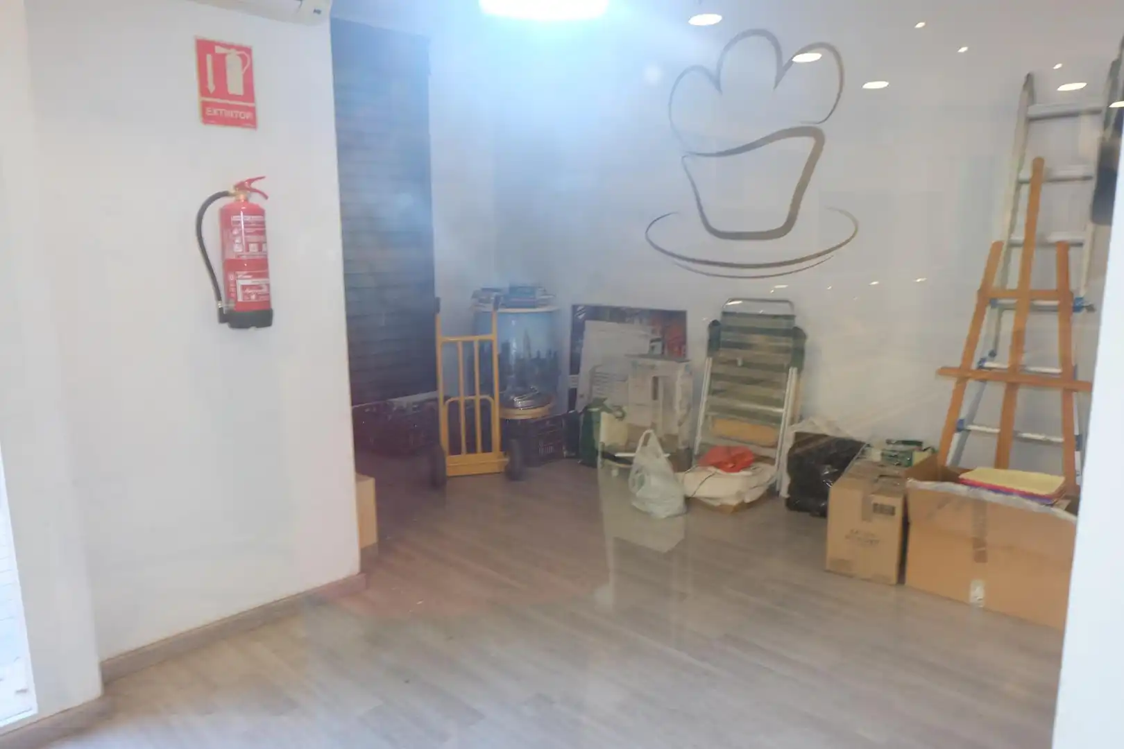 Local en venta en Valencia con Aire acondicionado