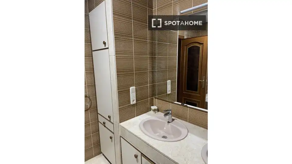 Baño de Apartamento para compartir en Alicante / Alacant con Aire acondicionado y Terraza