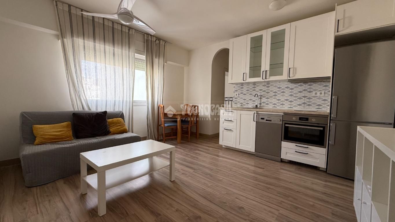 Living room of Flat to rent in  Madrid Capital  with Heating