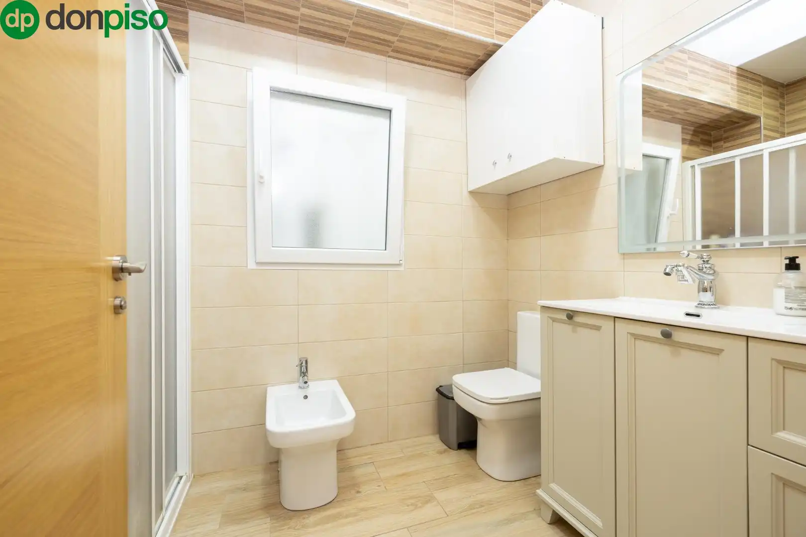 Baño de Piso en venta en Granada